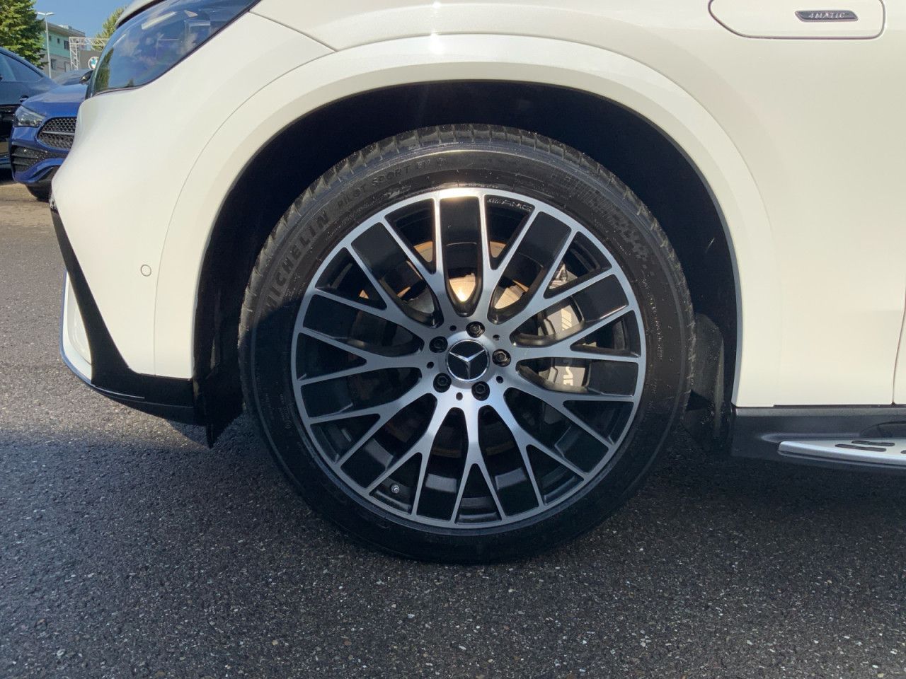 Mercedes-Benz EQE SUV – Bild 21