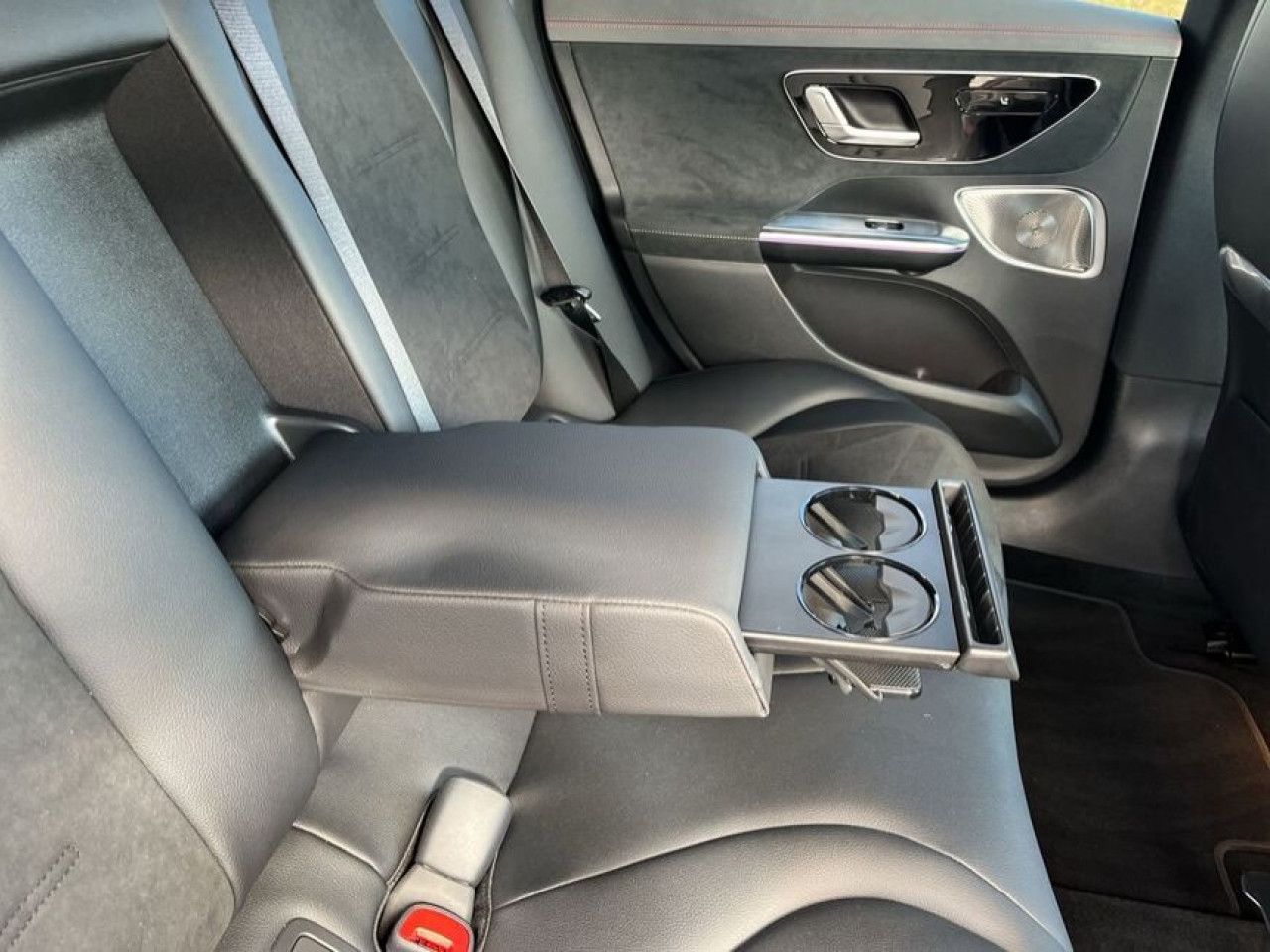 Mercedes-Benz EQE – Bild 24