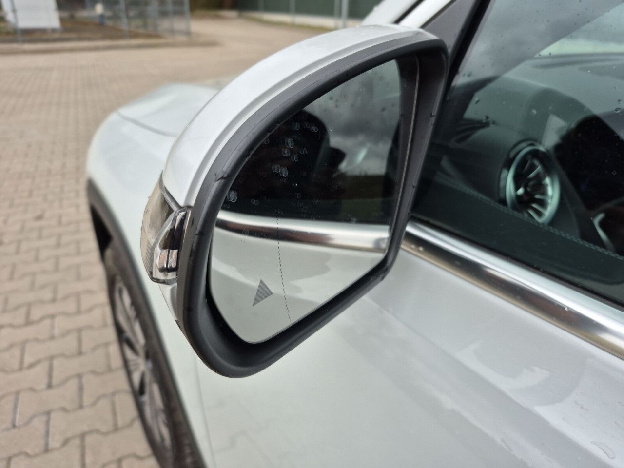 Zdj&eogon;cie pojazdu 22 / 24