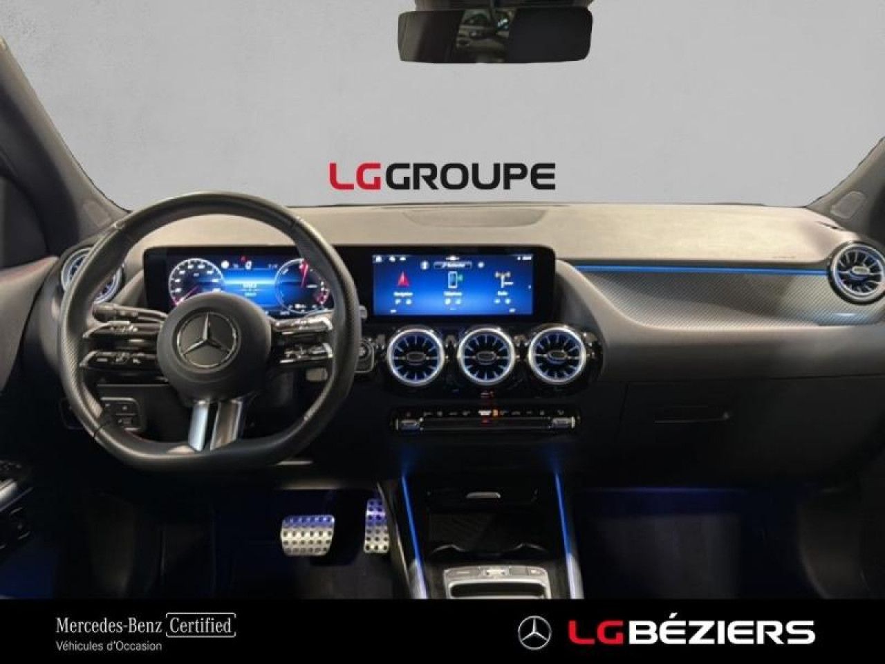 Photo du v&eacute;hicule 9 / 18