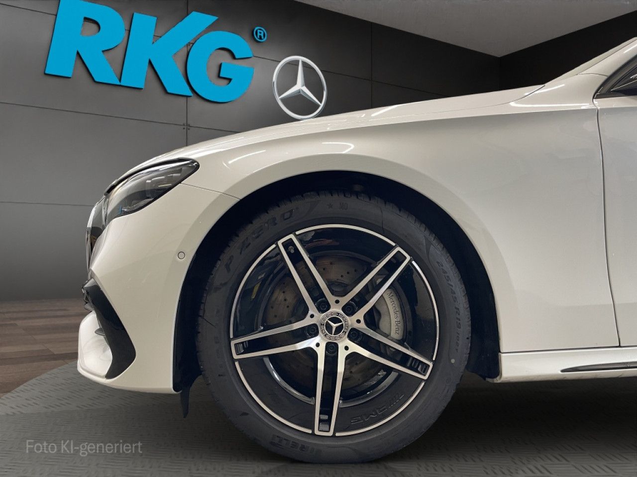 Mercedes-Benz E-Klasse – Bild 15
