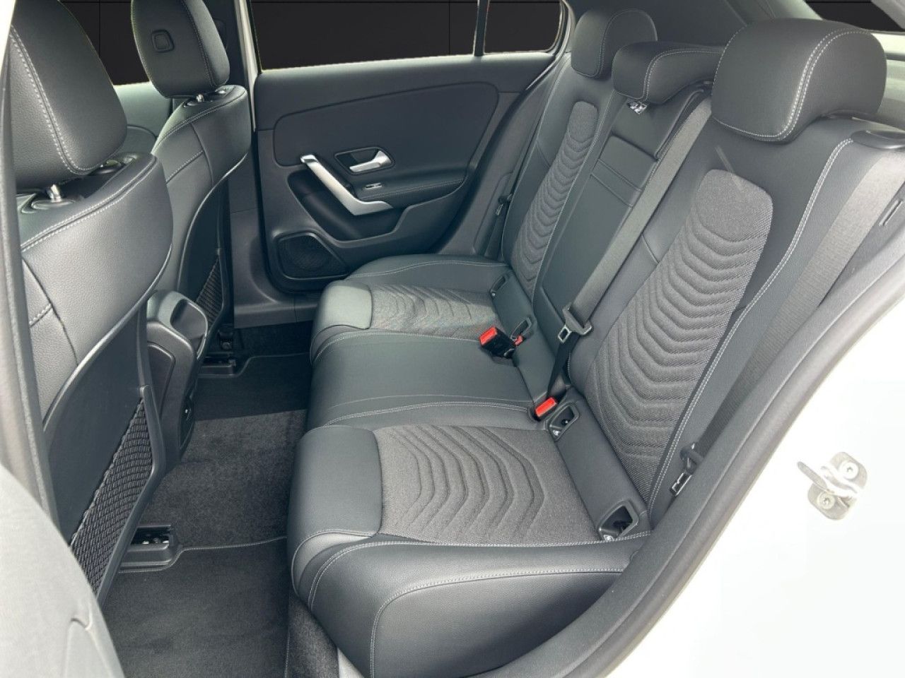 Mercedes-Benz A-Klasse – Bild 14