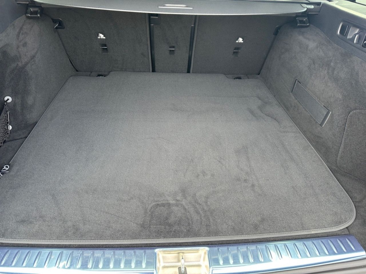 Mercedes-Benz E-Klasse – Bild 7