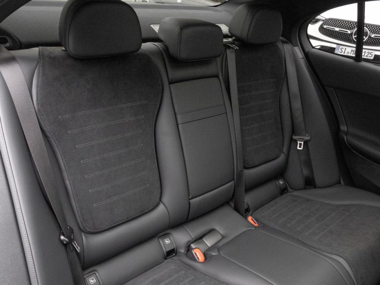 Mercedes-Benz C-Klasse – Bild 4