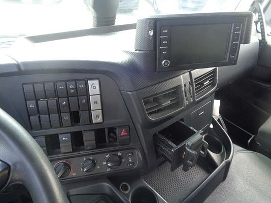 Vehicle image 11 / 15