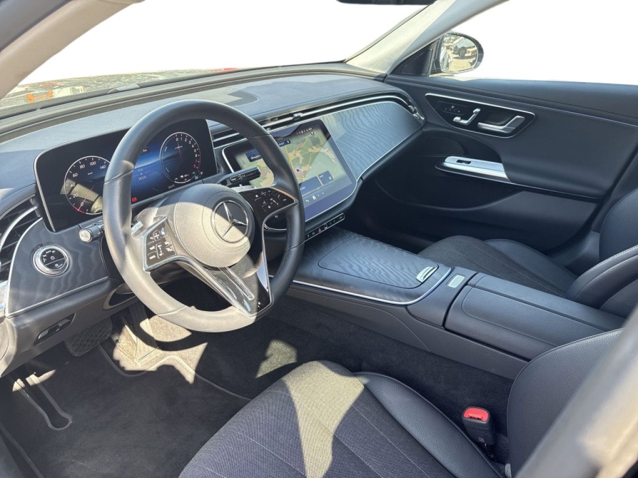 Mercedes-Benz E-Klasse – Bild 9