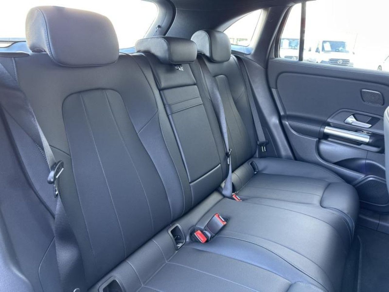 Photo du v&eacute;hicule 11 / 18