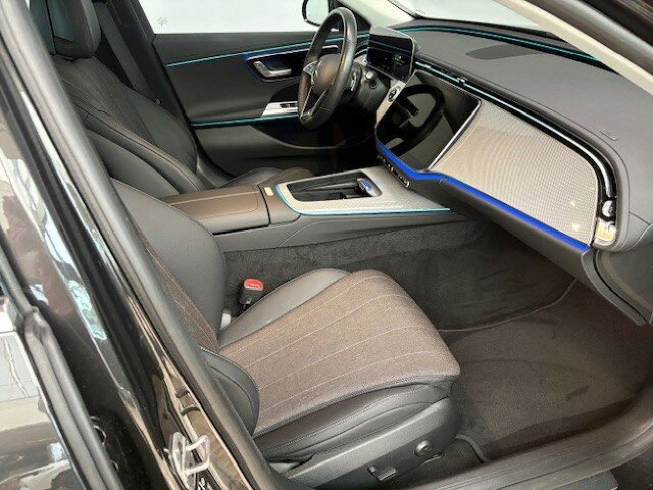 Mercedes-Benz E-Klasse – Bild 19