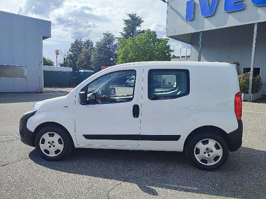 Vehicle image 2 / 10