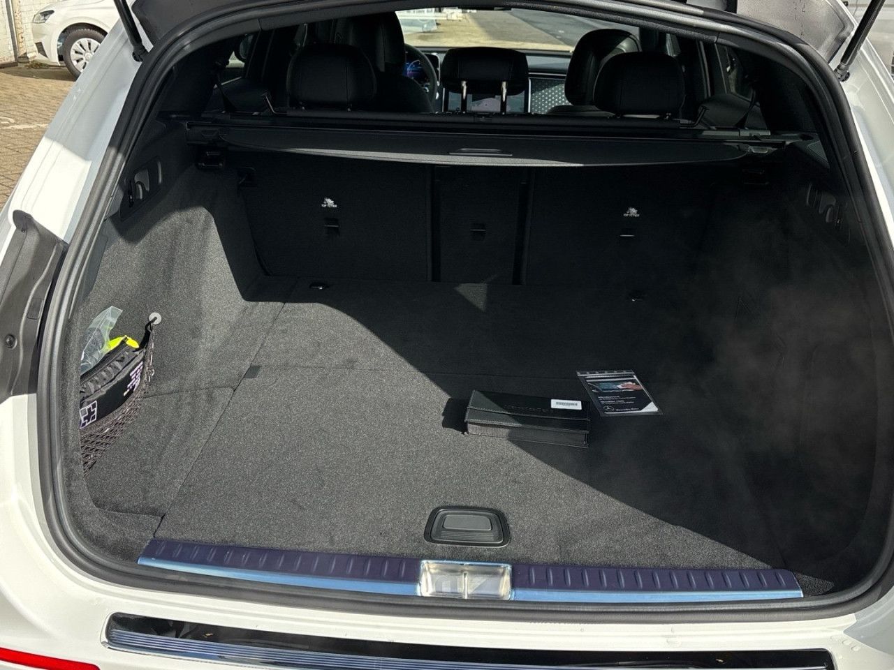 Mercedes-Benz E-Klasse – Bild 14