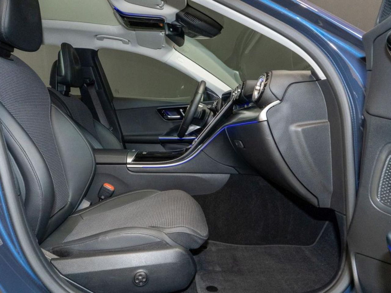Mercedes-Benz C-Klasse – Bild 8