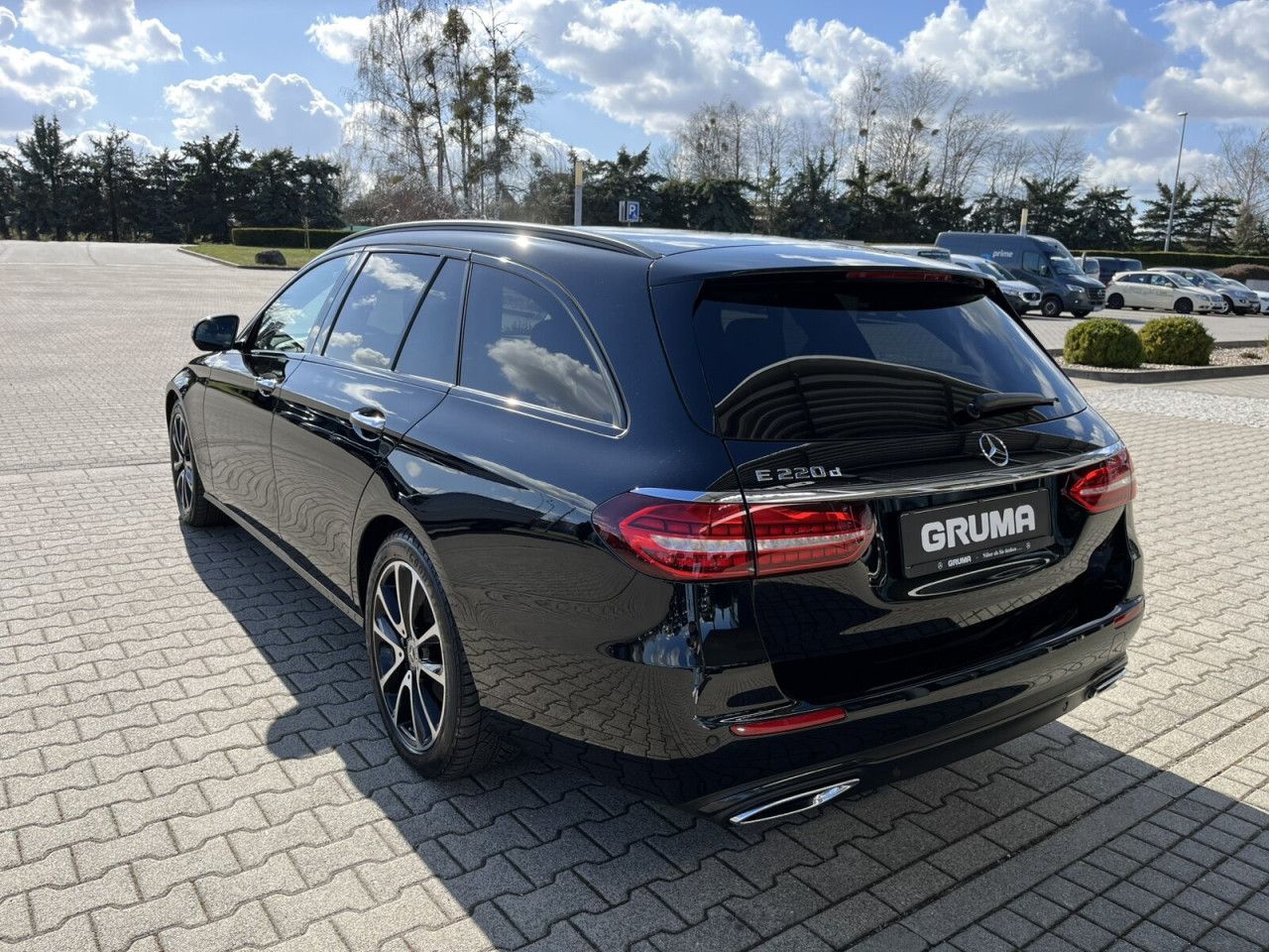 Mercedes-Benz E-Klasse – Bild 11