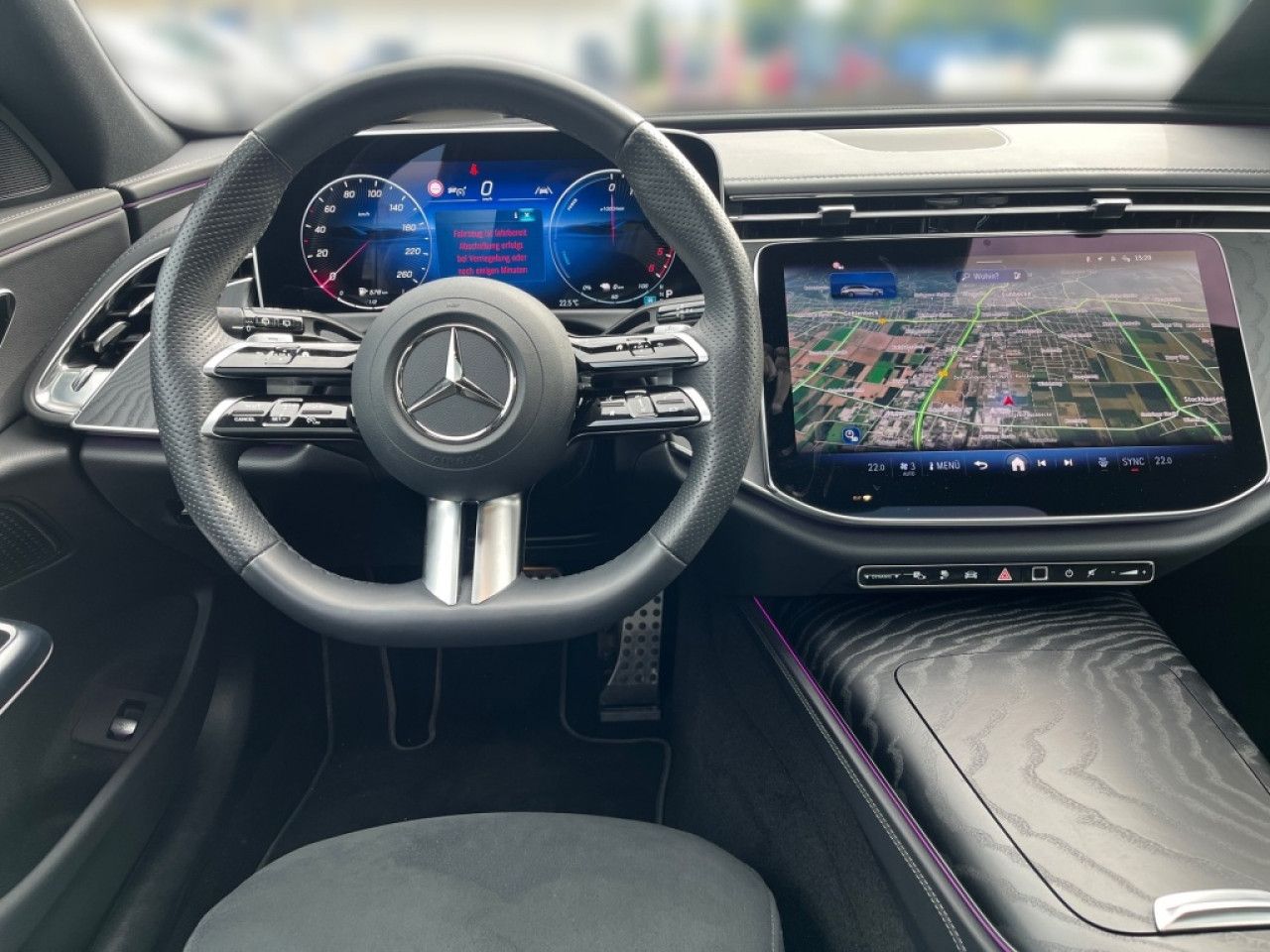 Mercedes-Benz E-Klasse – Bild 9