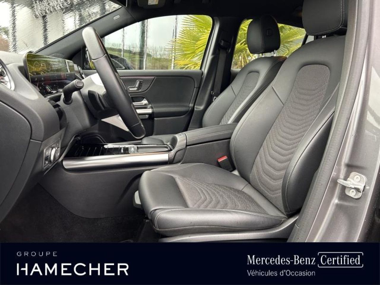 Photo du v&eacute;hicule 10 / 18