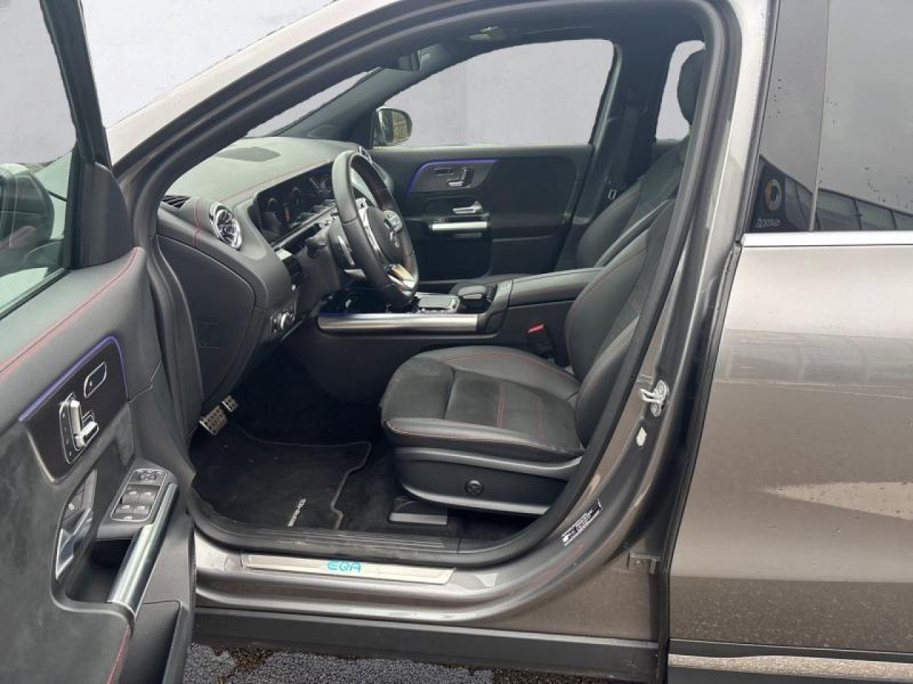 Photo du v&eacute;hicule 12 / 18