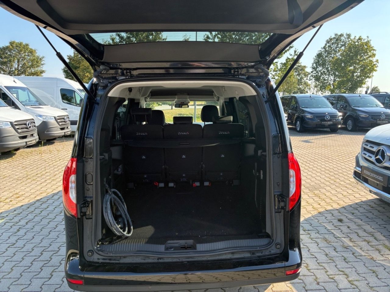 Mercedes-Benz EQT – Bild 17