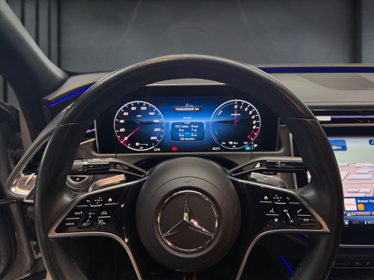 Mercedes-Benz E-Klasse – Bild 6