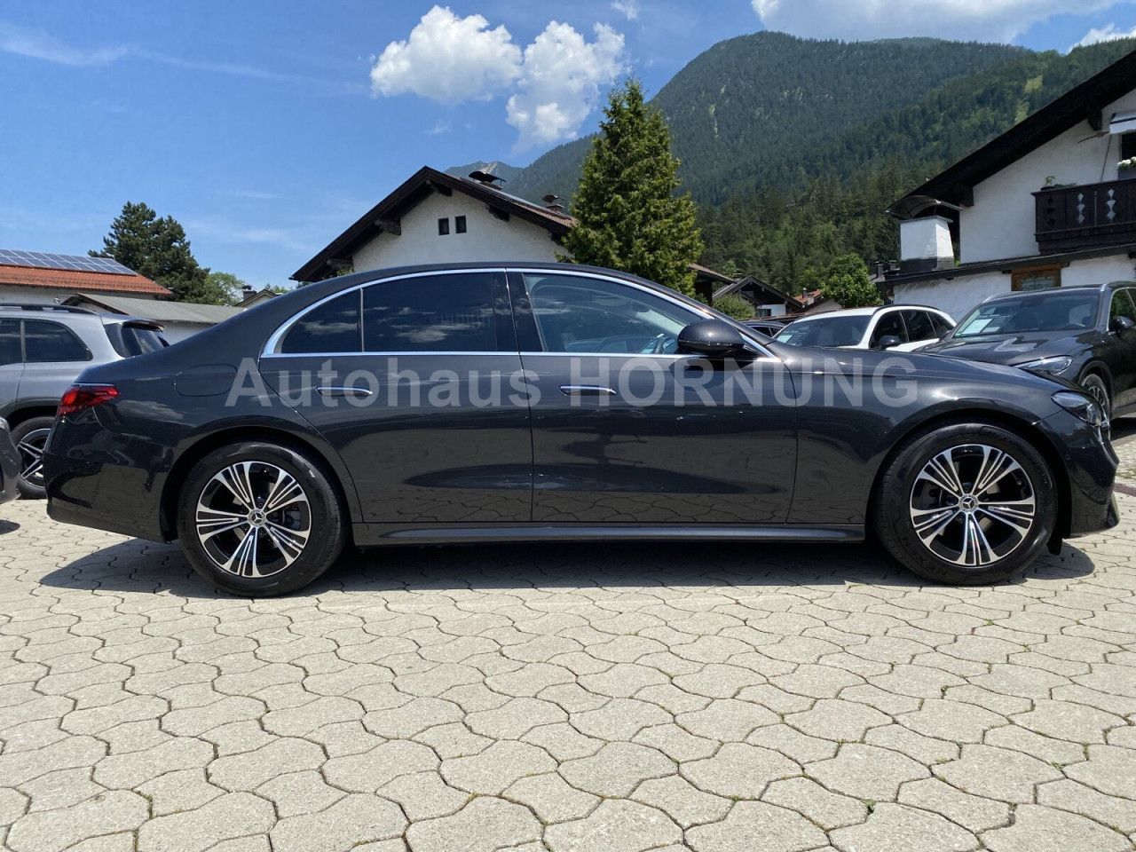 Mercedes-Benz E-Klasse – Bild 3