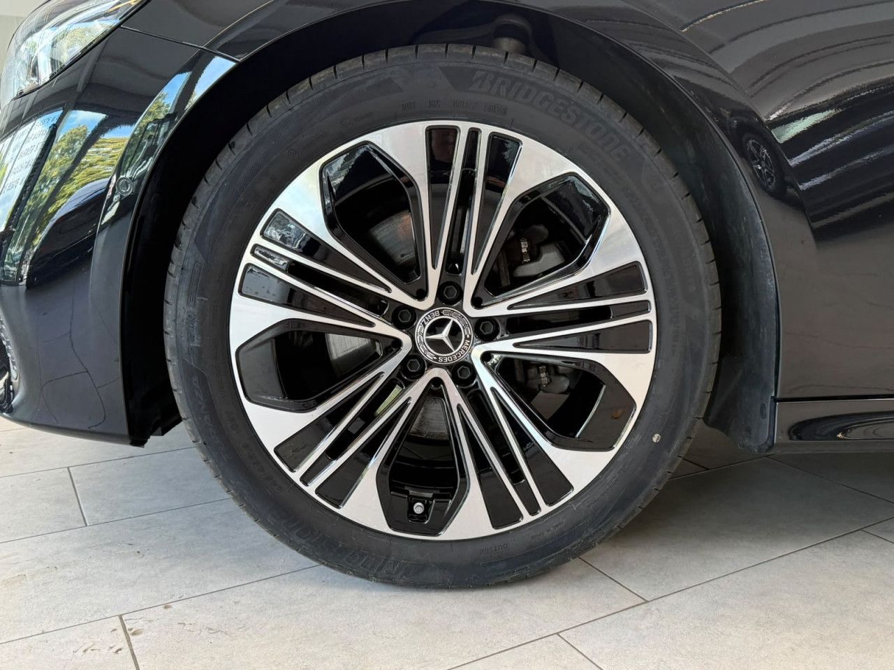 Mercedes-Benz E-Klasse – Bild 7