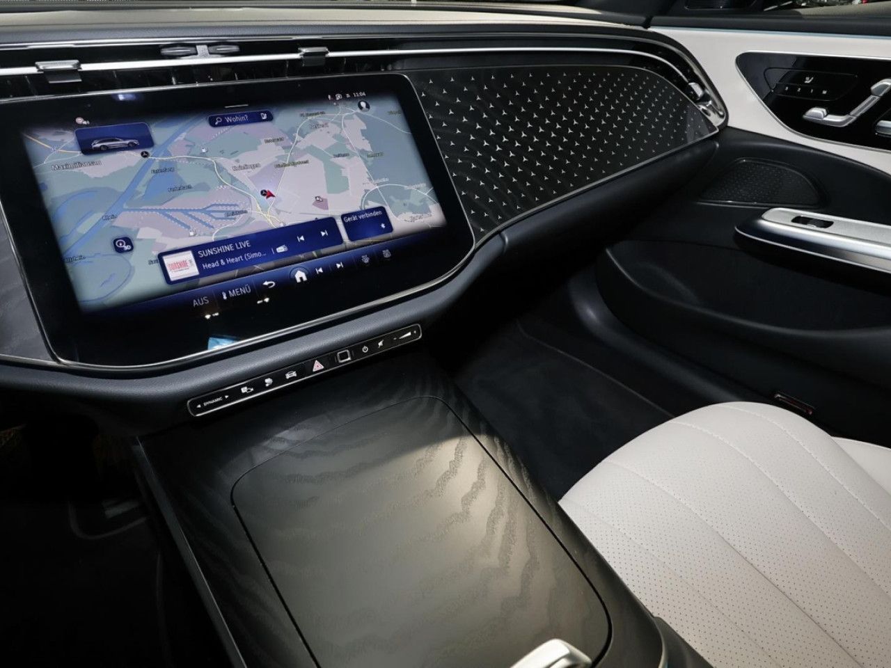 Mercedes-Benz E-Klasse – Bild 10