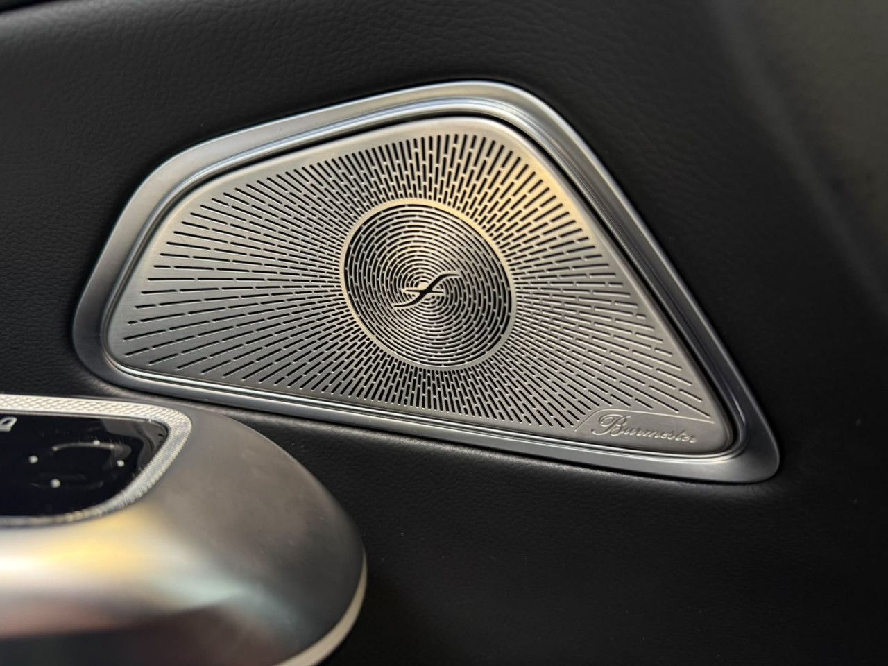 Mercedes-Benz E-Klasse – Bild 27