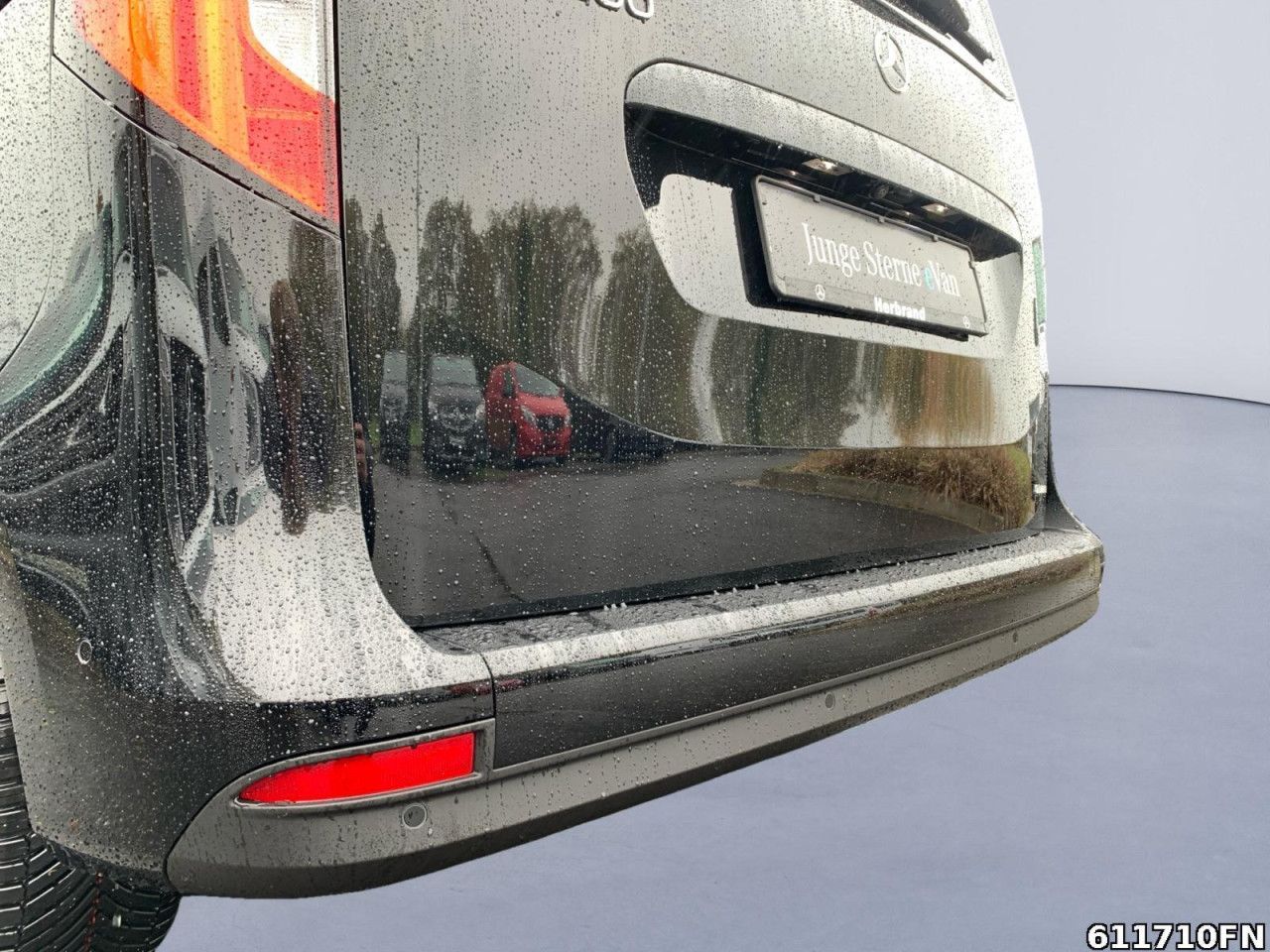 Mercedes-Benz EQT – Bild 12