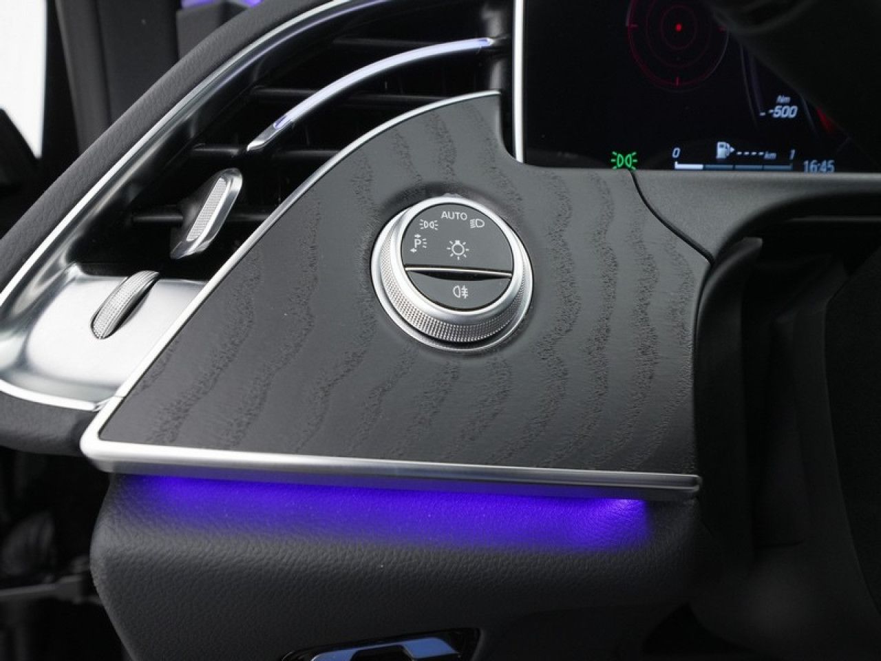 Imagem do veículo 15 / 23