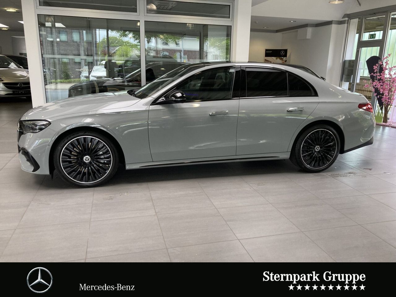 Mercedes-Benz E-Klasse – Bild 18