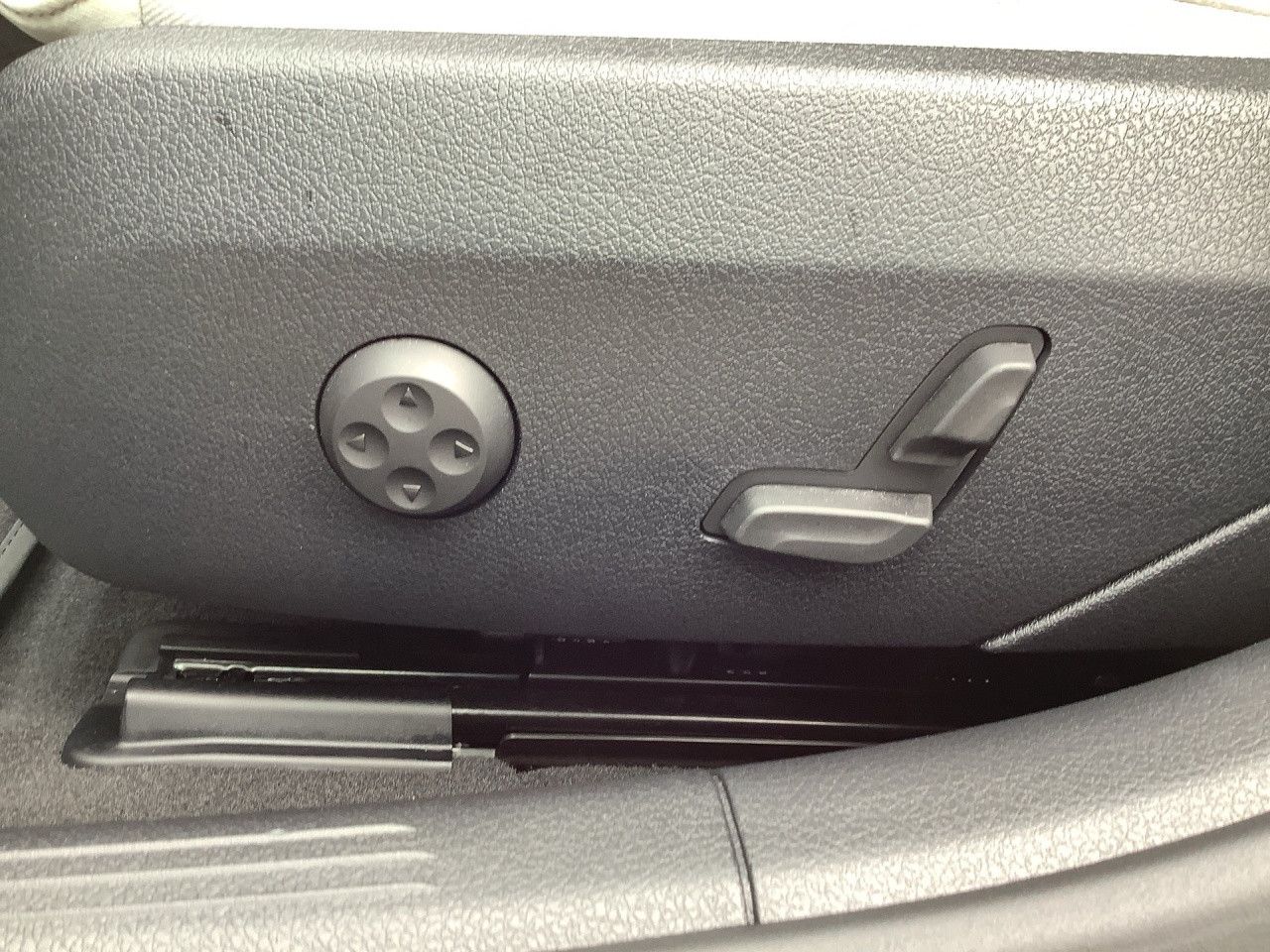 Mercedes-Benz C-Klasse – Bild 4