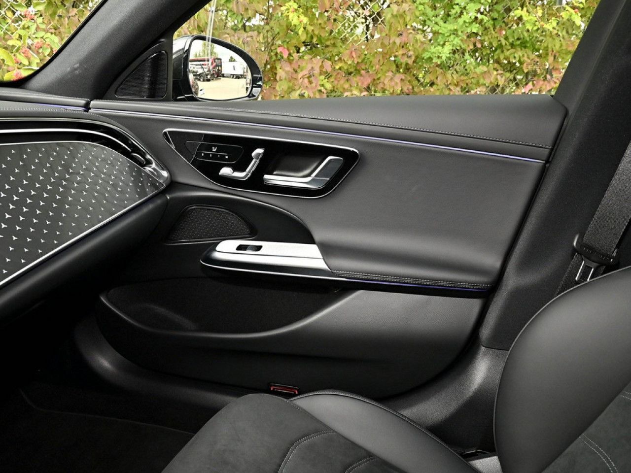 Mercedes-Benz E-Klasse – Bild 14