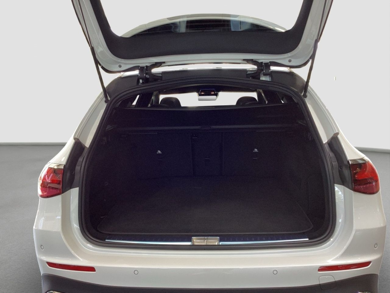 Mercedes-Benz E-Klasse – Bild 14