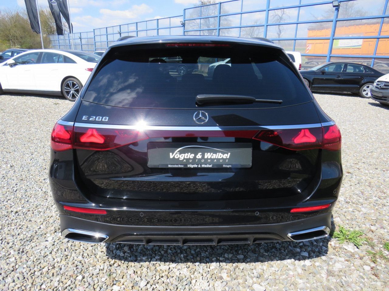 Mercedes-Benz E-Klasse – Bild 4