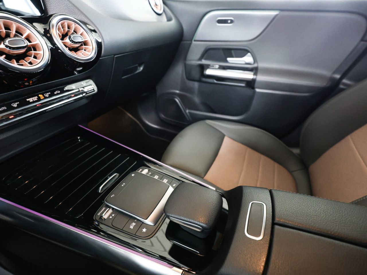 Fahrzeugbild 17 / 19