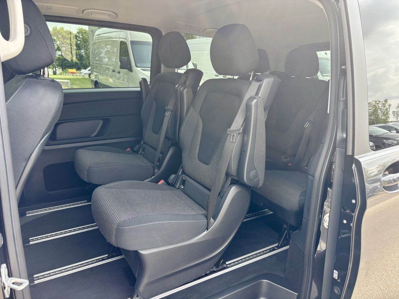 Mercedes-Benz EQV – Bild 15