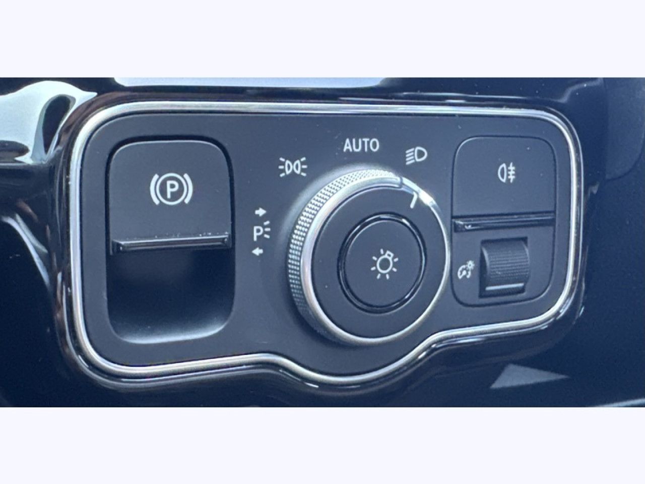 Photo du v&eacute;hicule 11 / 18