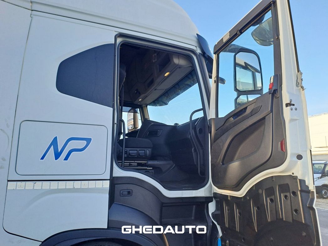 IVECO | TRATTORE STRADALE IVECO S - WAY 460 LNG METANO