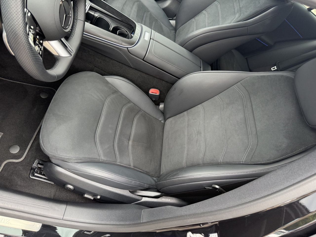 Mercedes-Benz E-Klasse – Bild 20