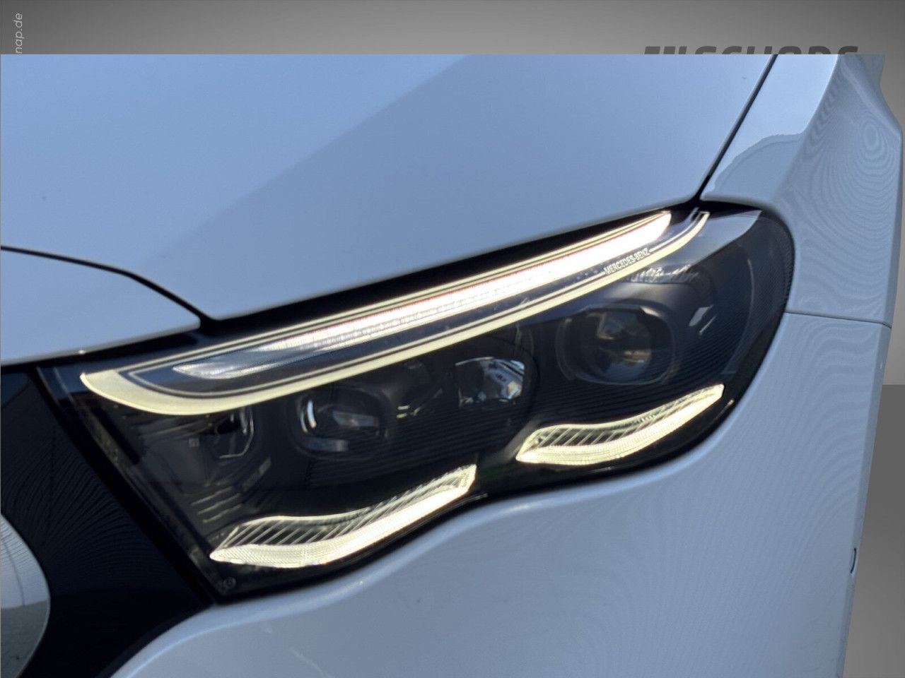 Mercedes-Benz E-Klasse – Bild 8