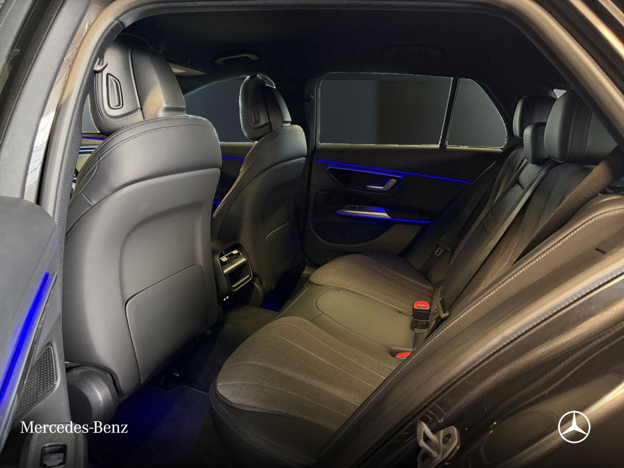 Mercedes-Benz E-Klasse – Bild 15