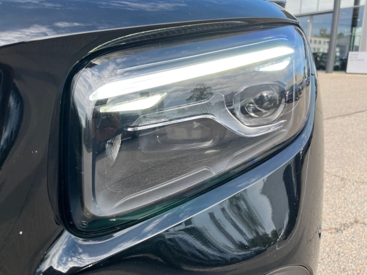 Mercedes-Benz GLB – Bild 3