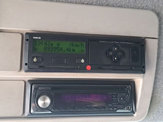 Vehicle image 14 / 16