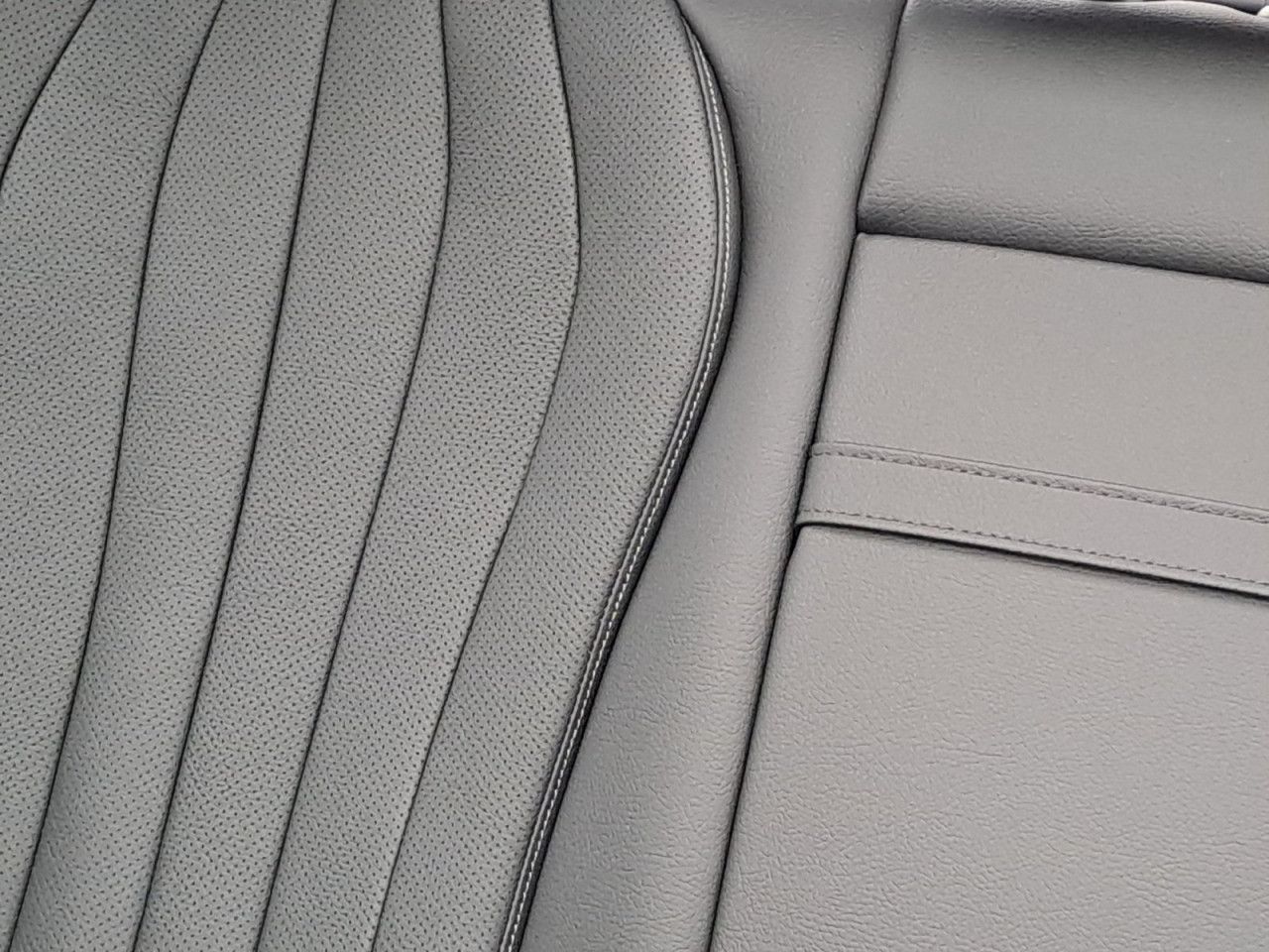 Mercedes-Benz E-Klasse – Bild 18