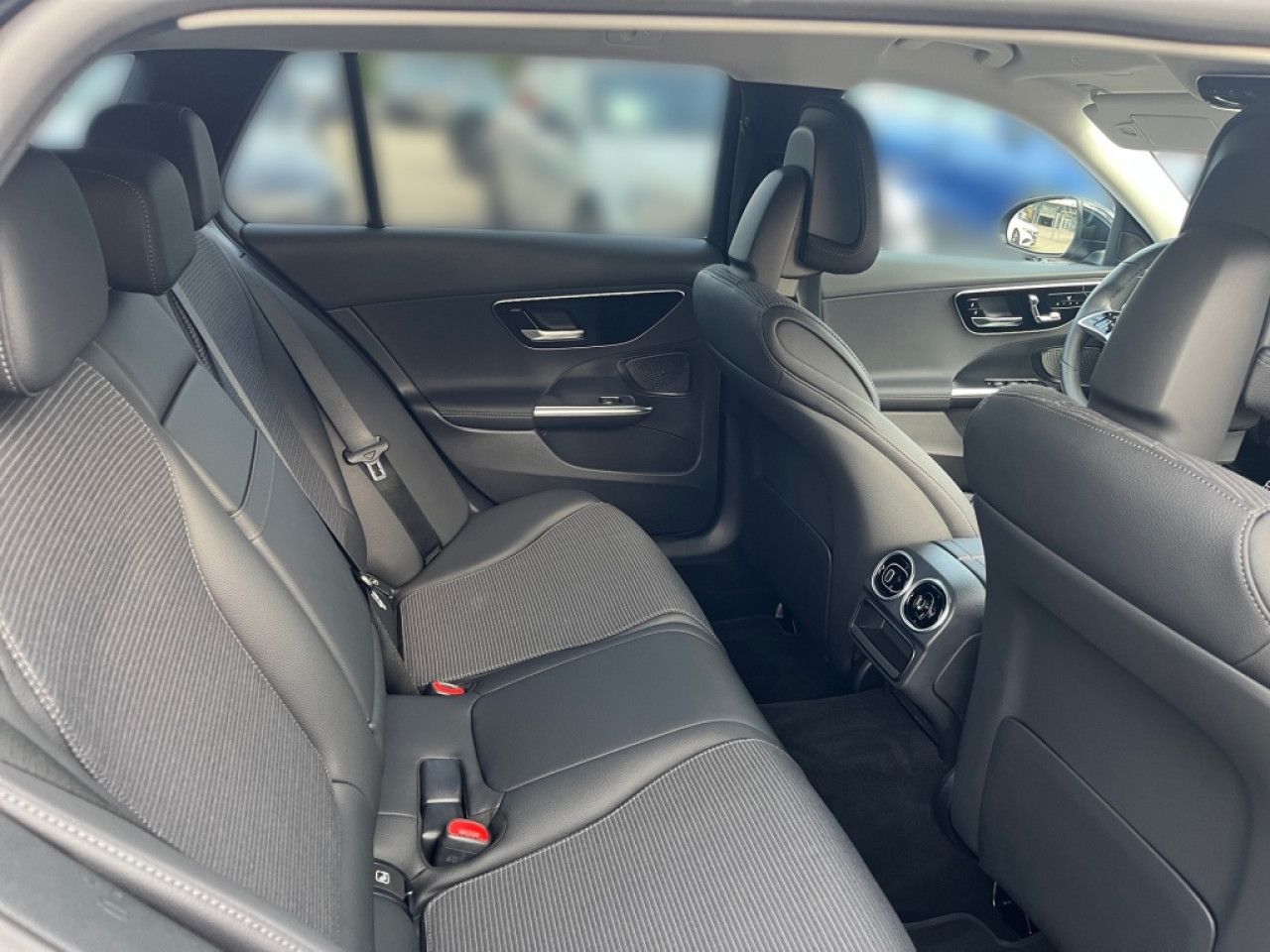Mercedes-Benz C-Klasse – Bild 11