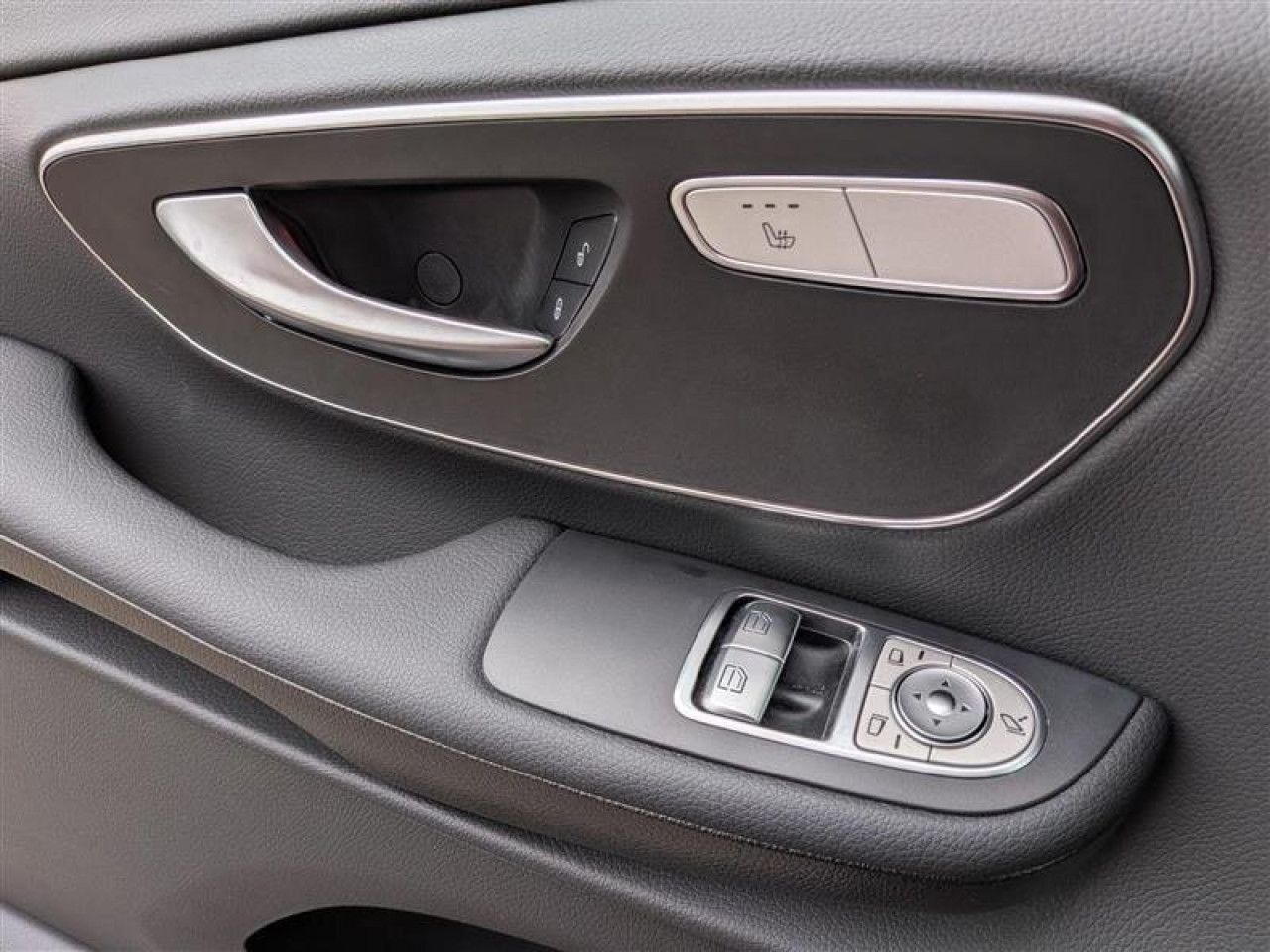 Mercedes-Benz EQV – Bild 24