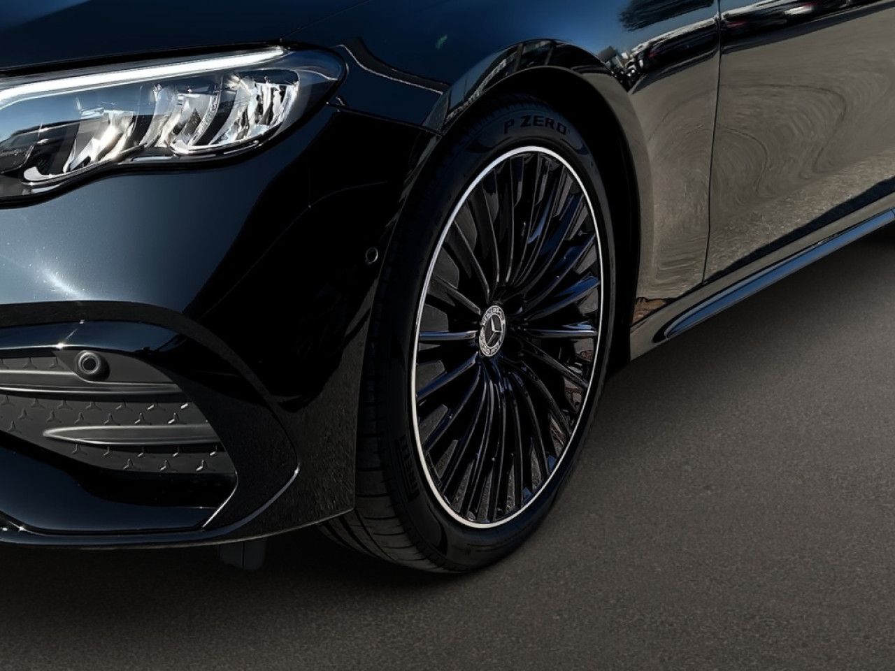 Mercedes-Benz E-Klasse – Bild 7