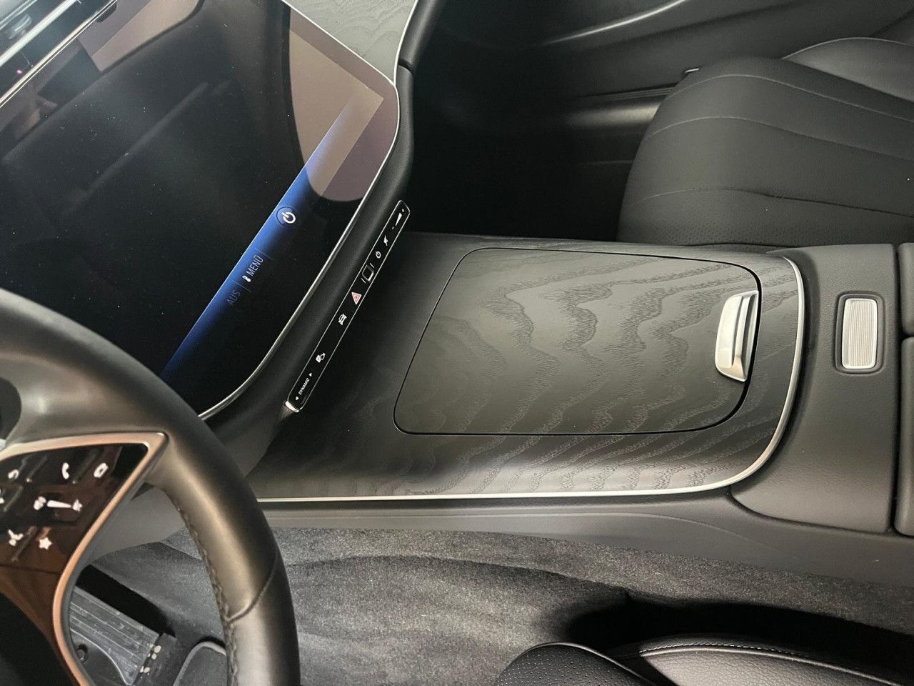 Mercedes-Benz E-Klasse – Bild 12