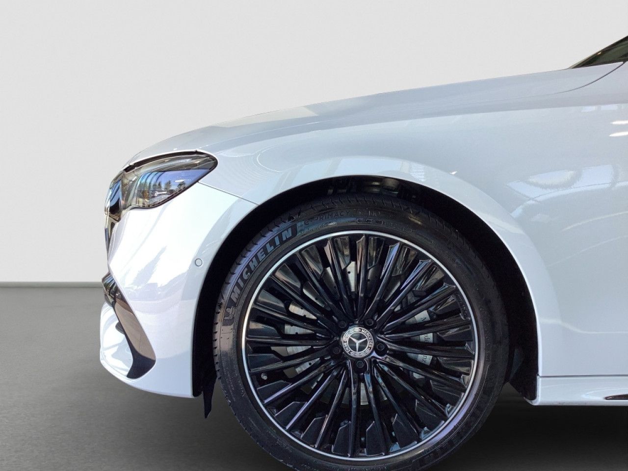 Mercedes-Benz E-Klasse – Bild 16