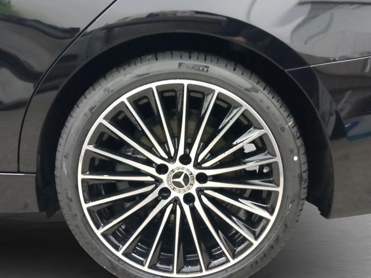 Mercedes-Benz C-Klasse – Bild 16
