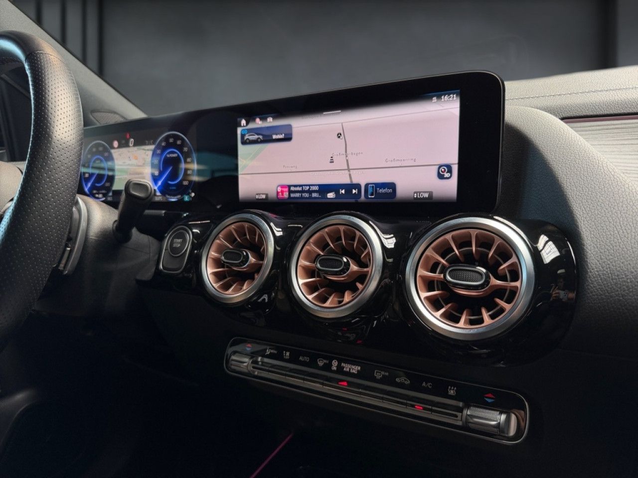 Mercedes-Benz EQA – Bild 12