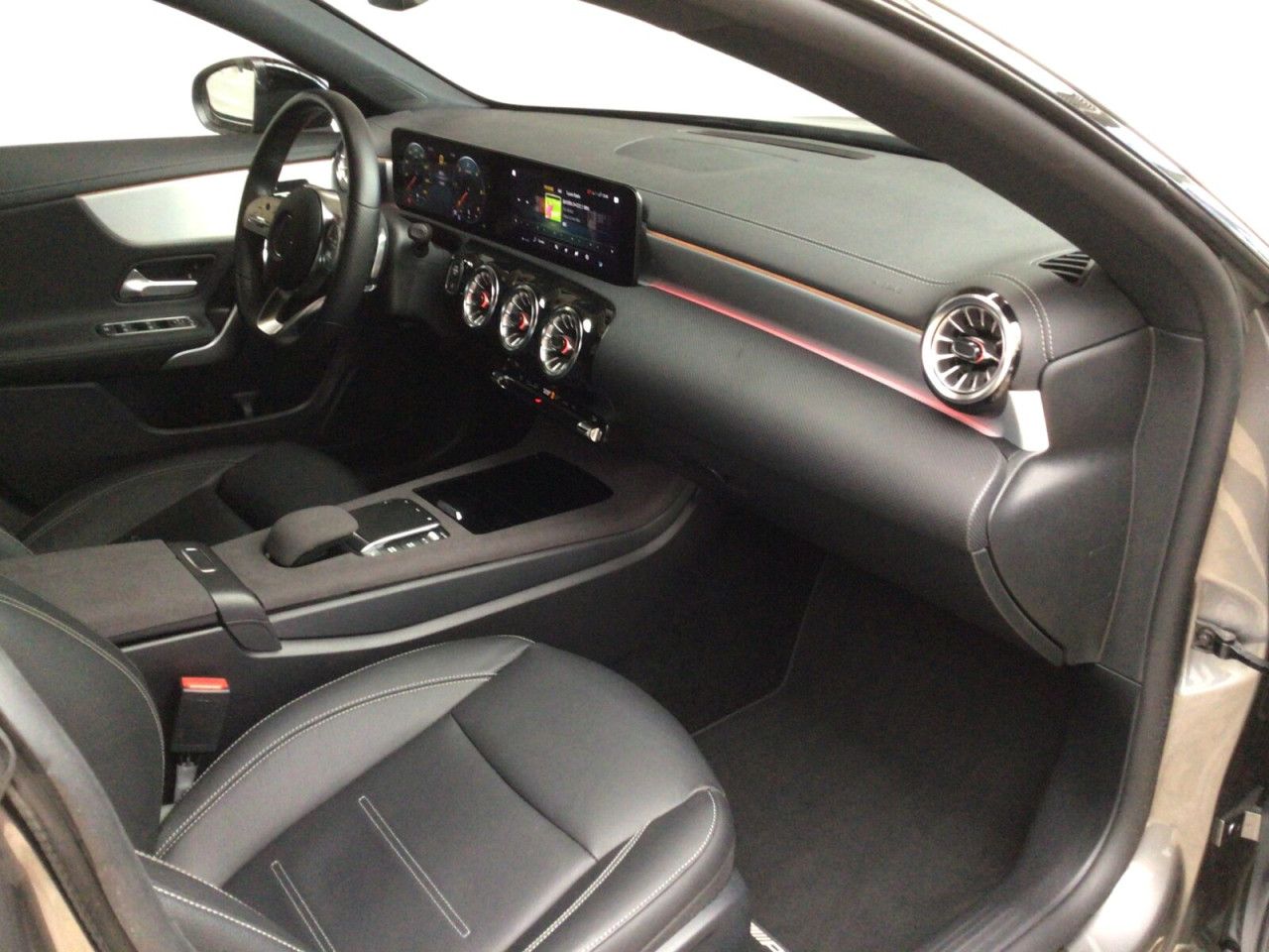 Fahrzeugbild 11 / 16